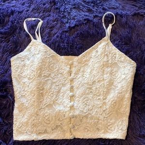 Floral lace cropped tank